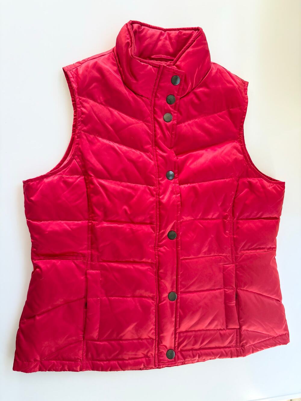 Down Puffer Vest Red Satin Womens Petite M Full Zip Snap Warm Layer Hiking